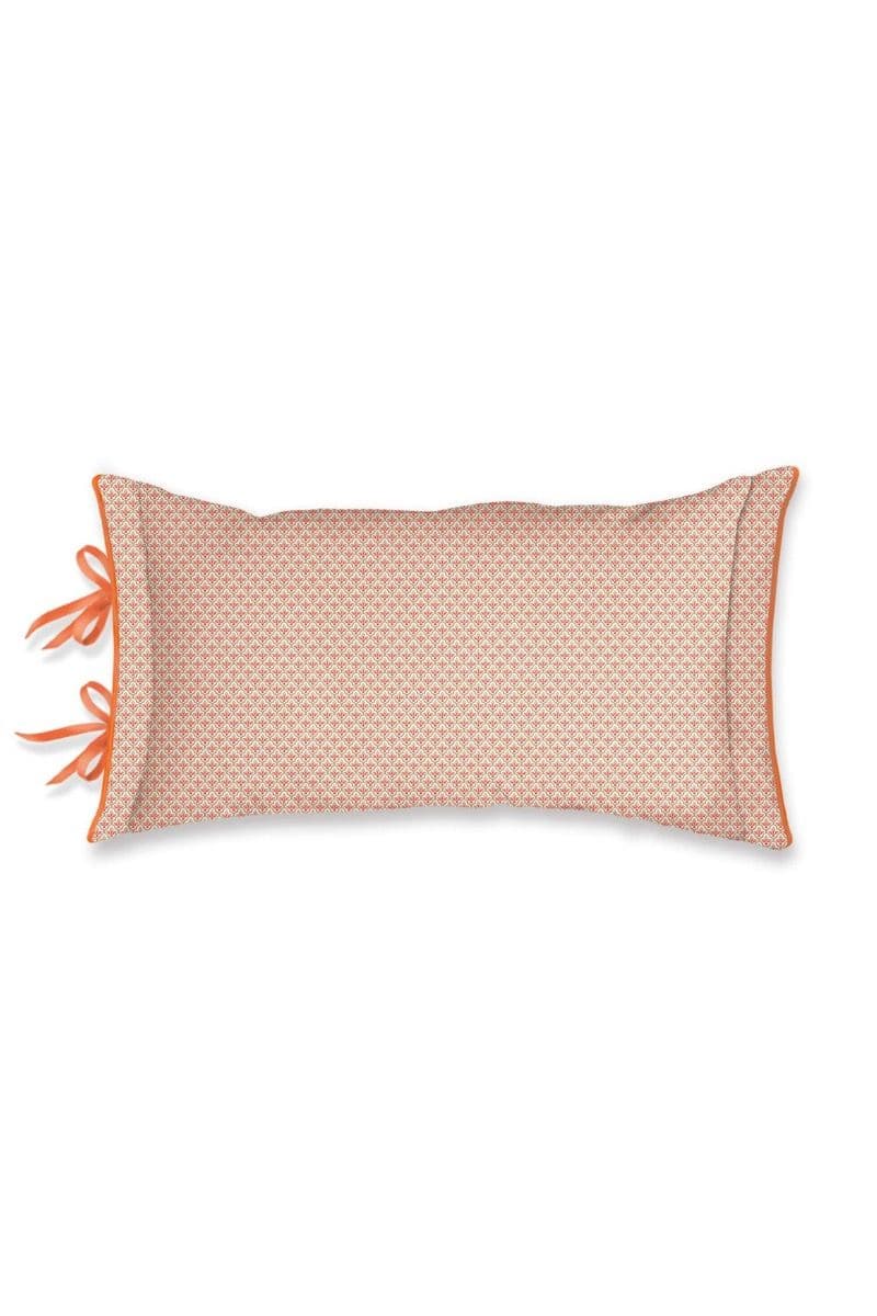 hakuna_cushion_lilac-11_topshot_lr-1.jpg