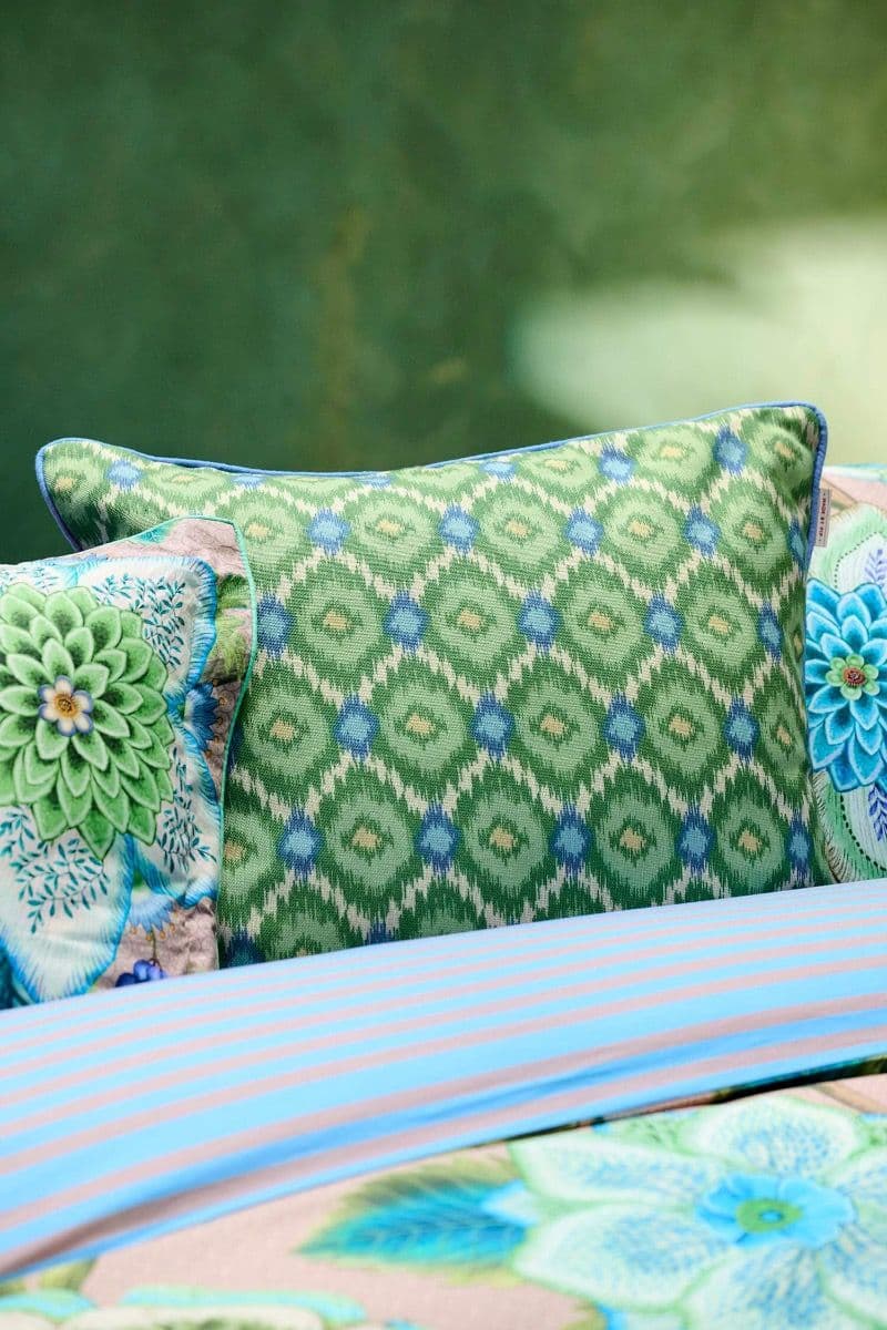 zazu_cushion_green-00_mood_lr-1.jpg