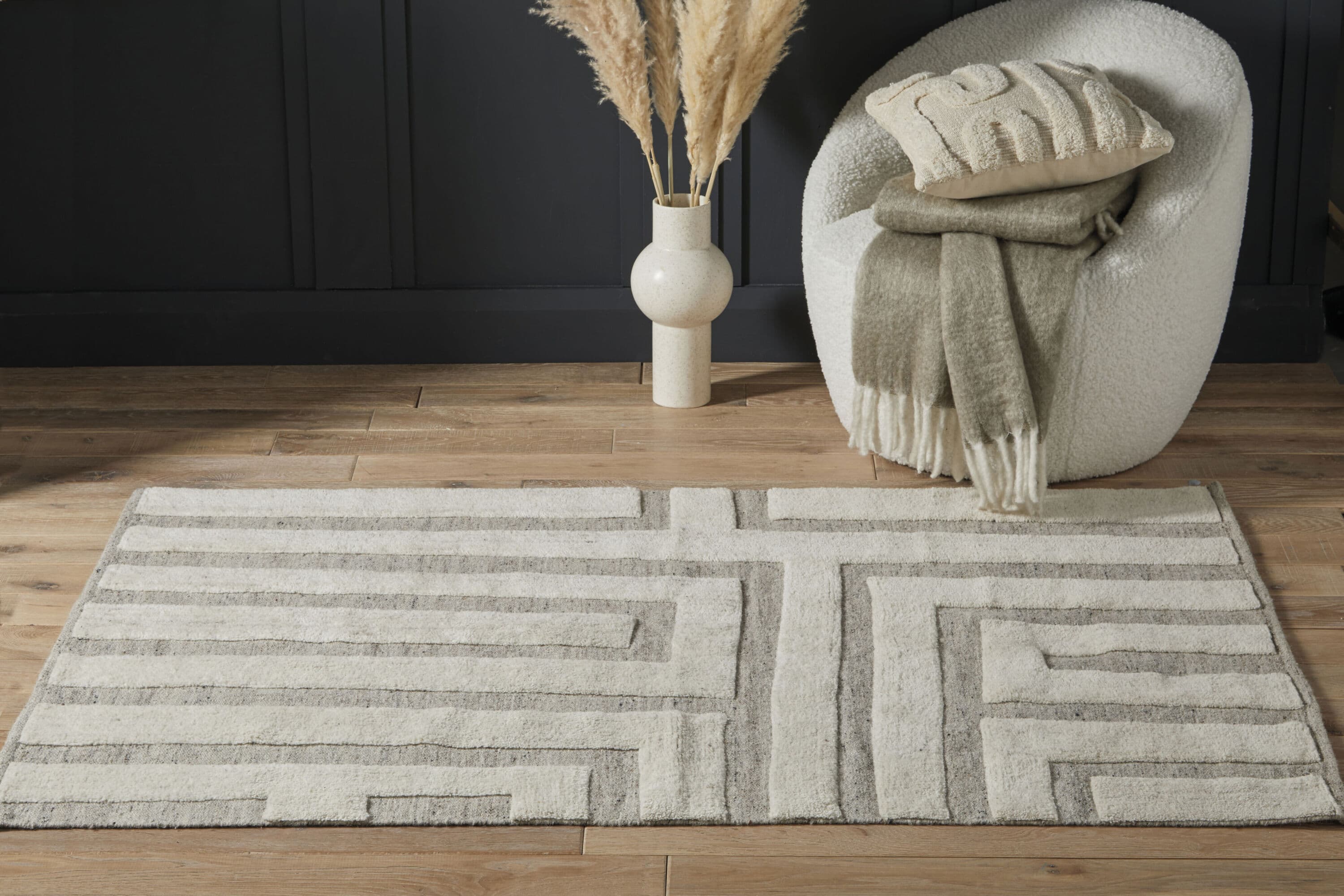 Hawlow-Rug-Lifestyle-AW22-scaled.jpg