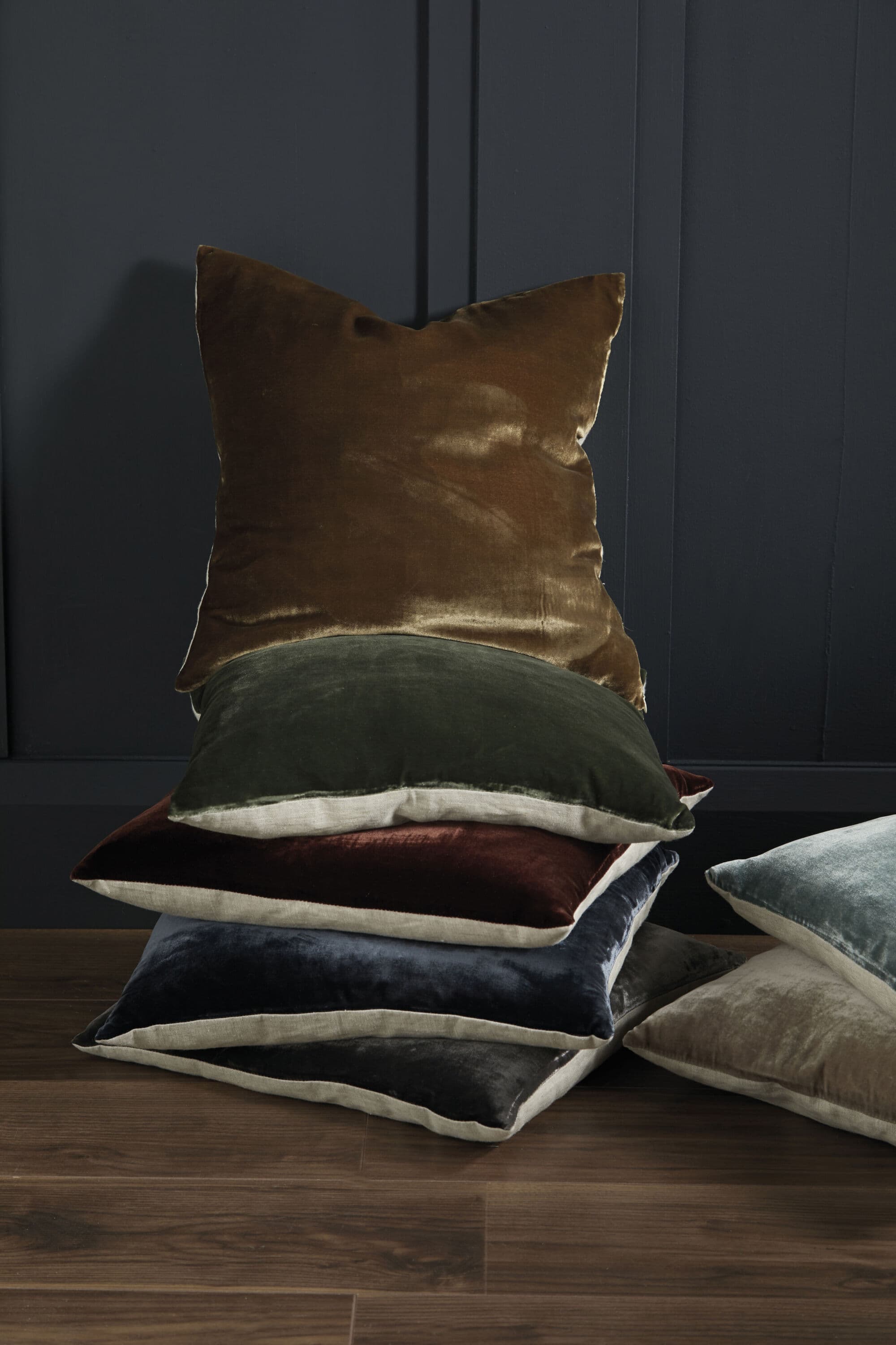 Velvet-Lustre-Cushions-AW22-scaled.jpg